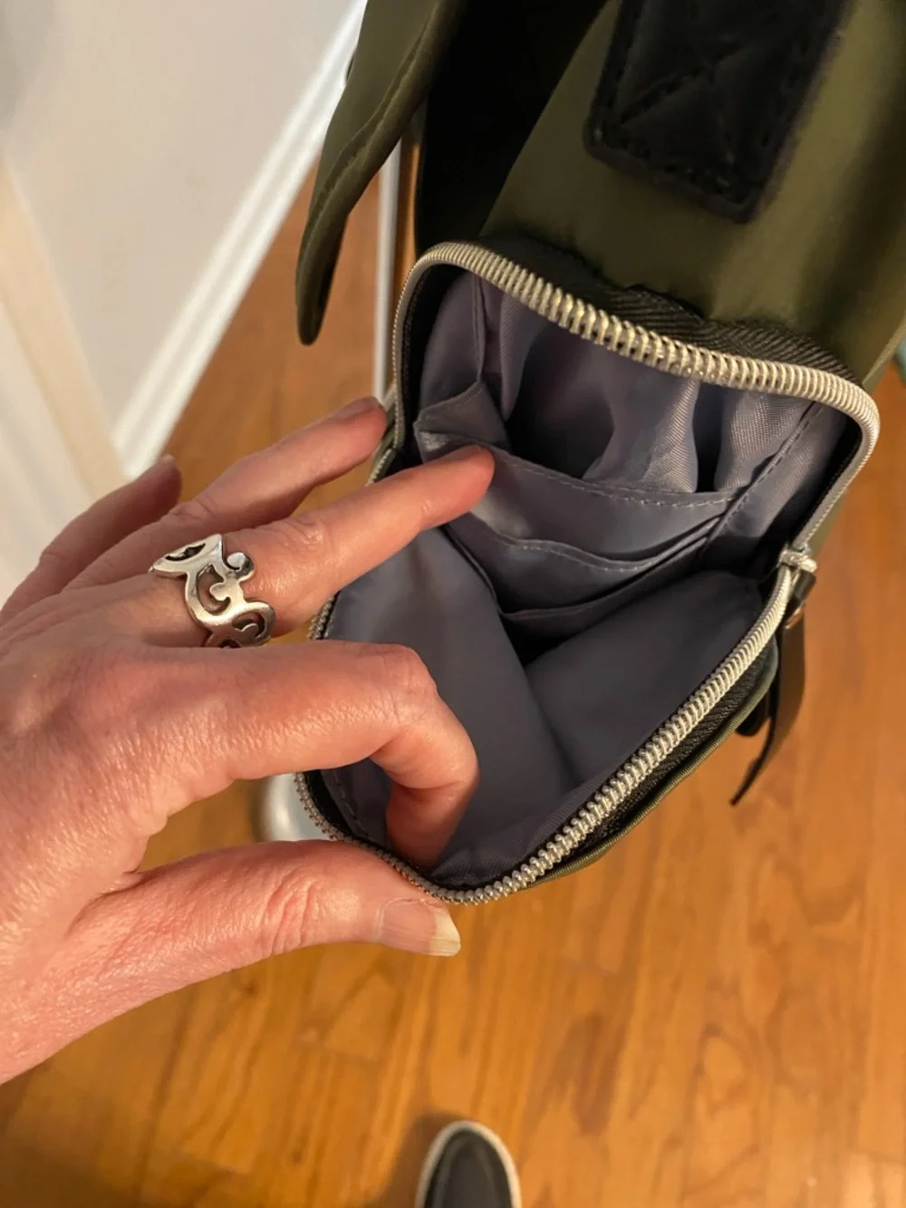 IHKWIP Satchel Bag